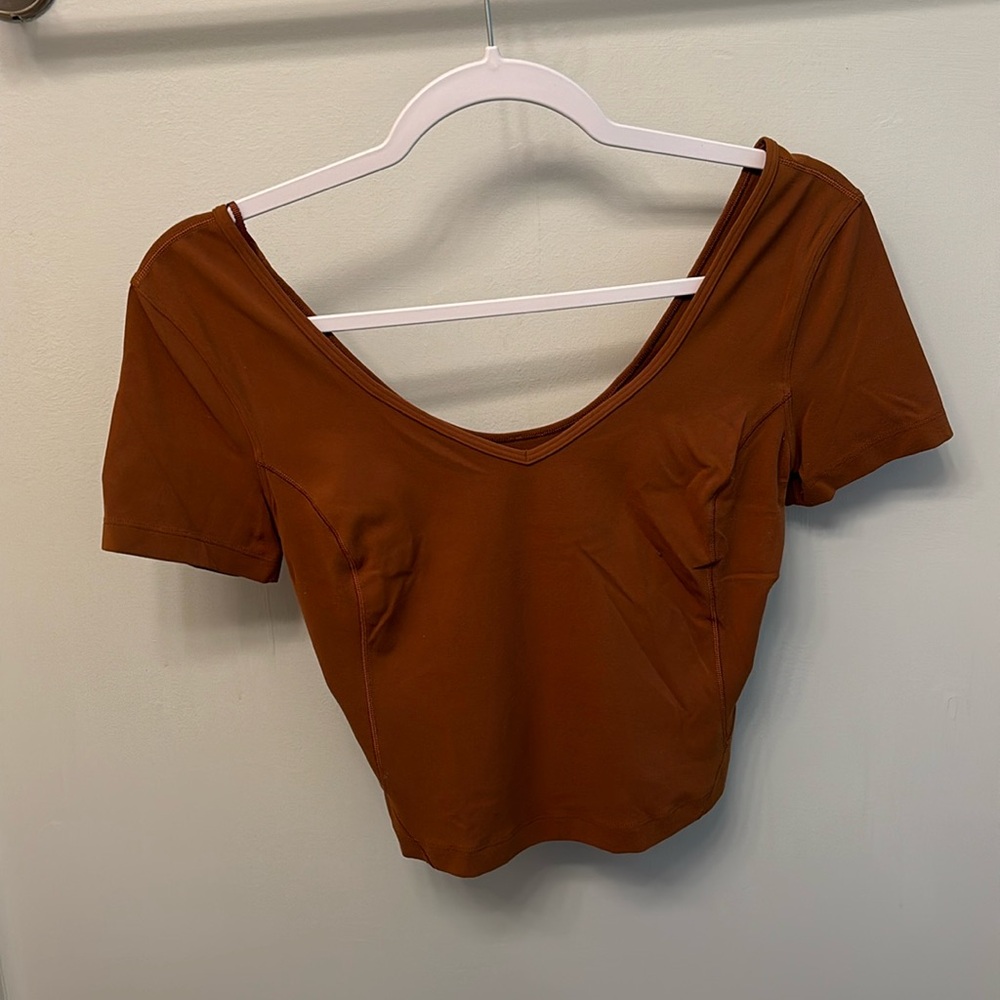 Lululemon short sleeve top size 4